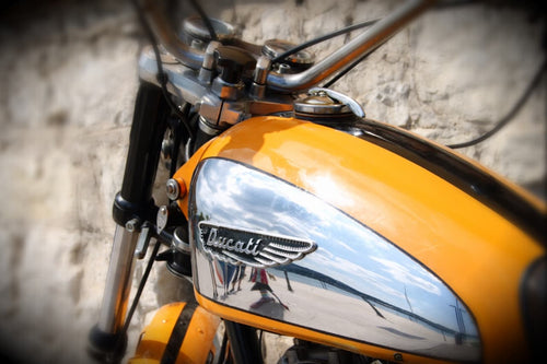 Une alarme moto sur smartphone pour Ducati 